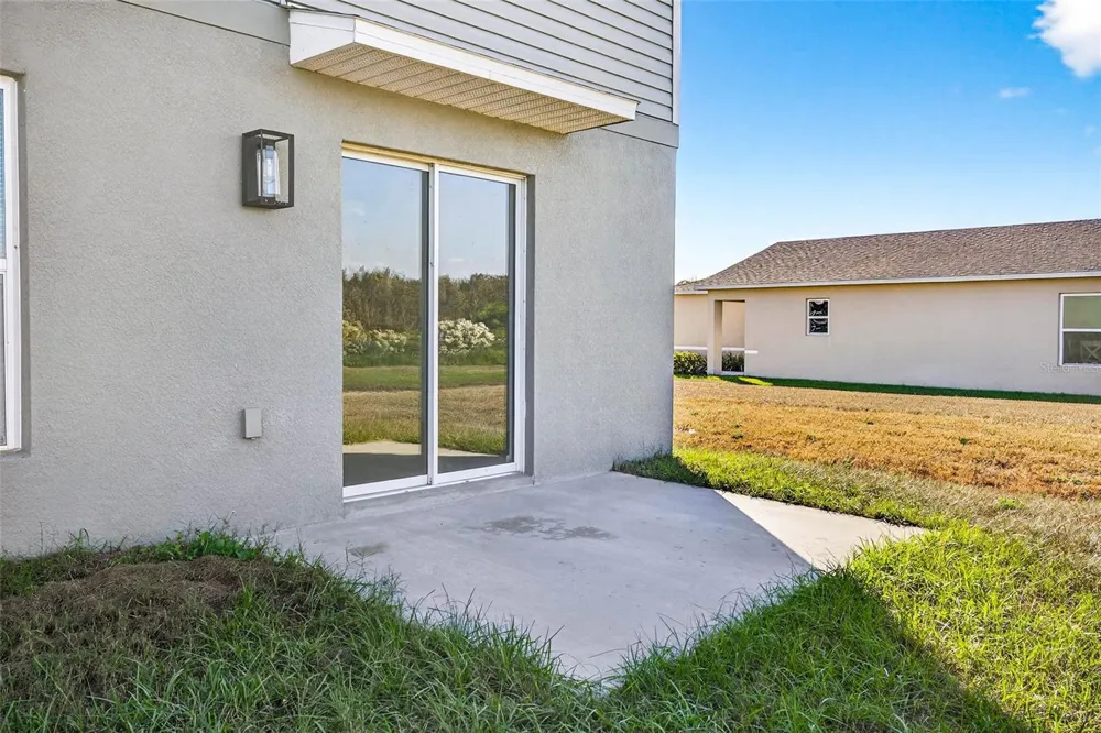 1753 EAGLE HAMMOCK BOULEVARD Eagle Lake, FL 33839