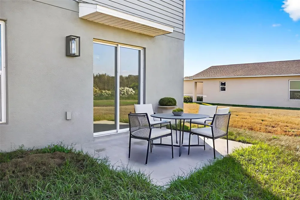 1753 EAGLE HAMMOCK BOULEVARD Eagle Lake, FL 33839