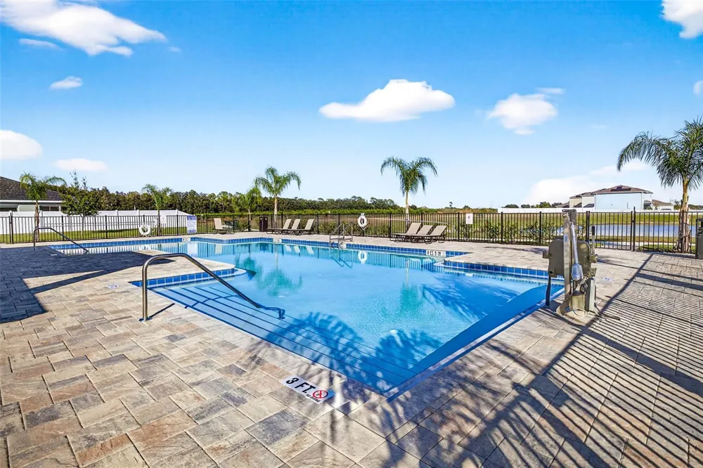 1753 EAGLE HAMMOCK BOULEVARD Eagle Lake, FL 33839