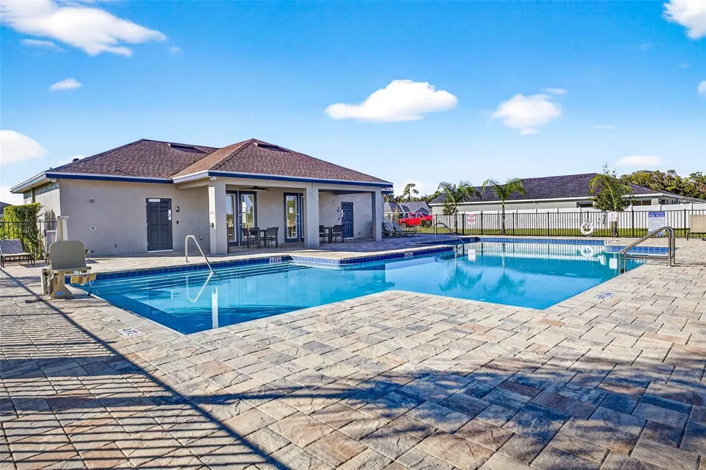 1753 EAGLE HAMMOCK BOULEVARD Eagle Lake, FL 33839