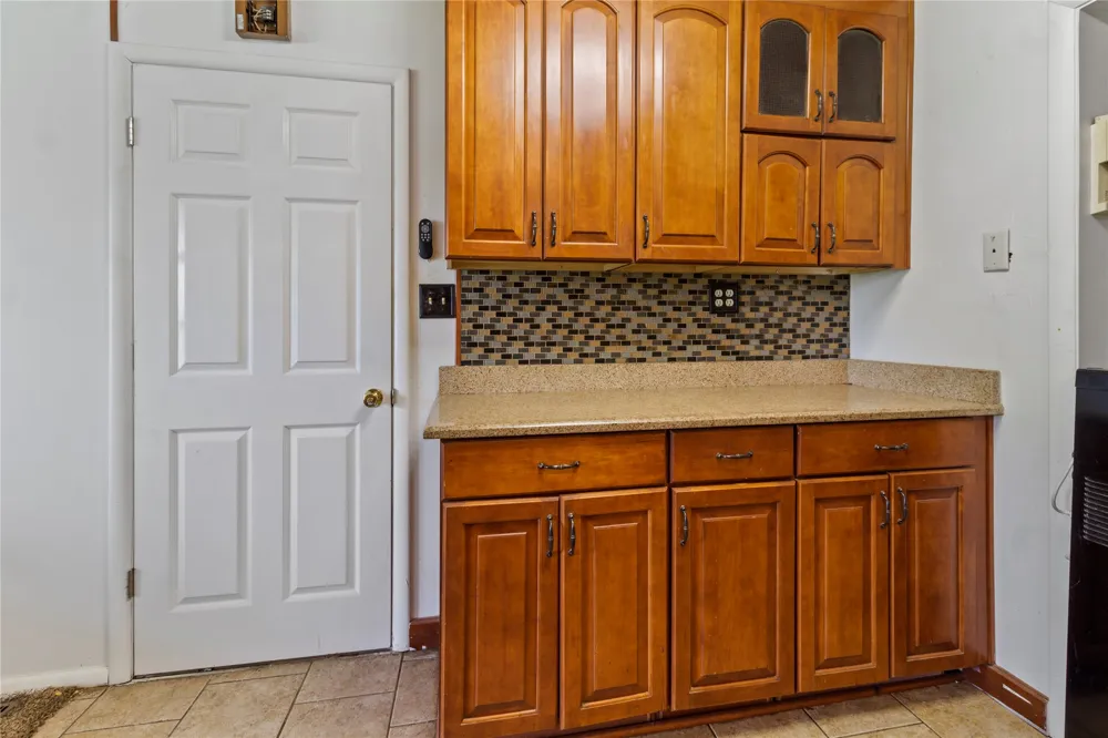 47 S 204th East Avenue Tulsa, OK 74108