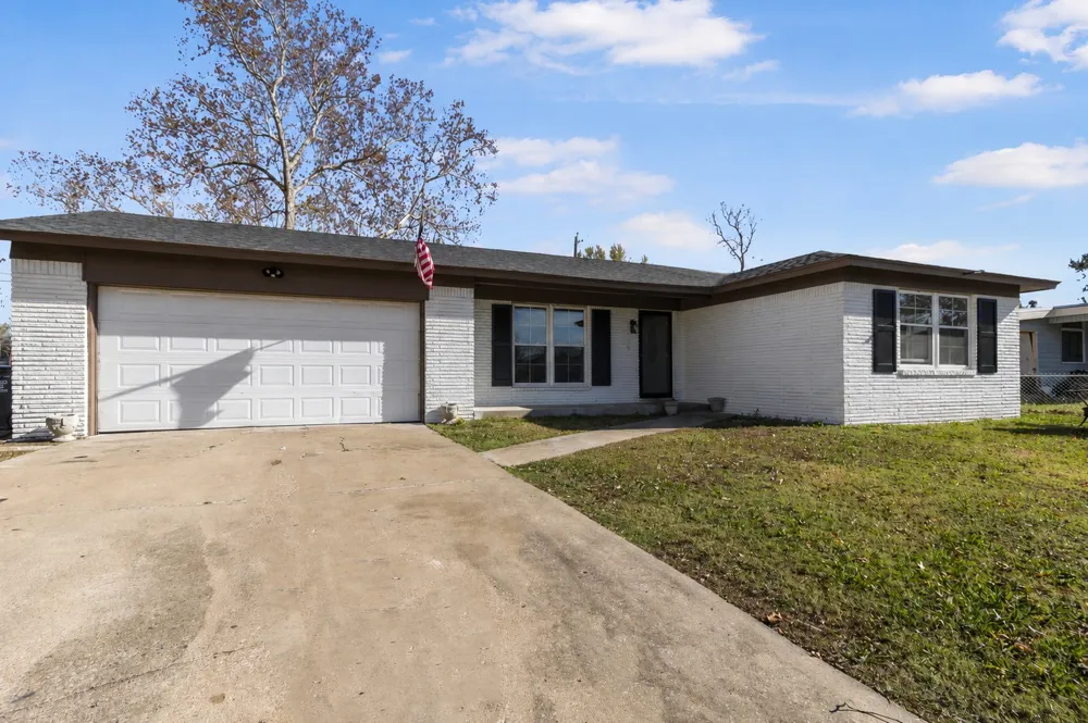 47 S 204th East Avenue Tulsa, OK 74108