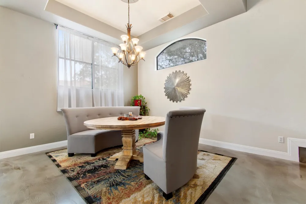 6 Monarch Oaks Lane The Hills, TX 78738