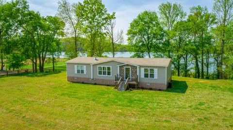 1118 Holly Glen Lane