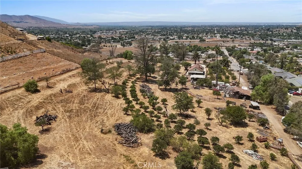 8600 58th Jurupa Valley, CA 92509