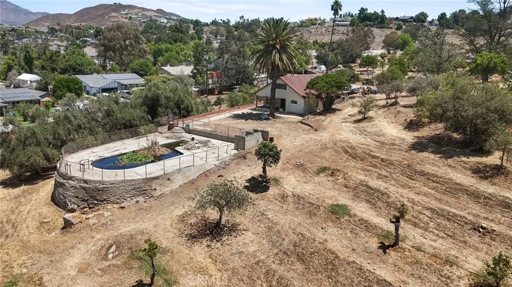 8600 58th Jurupa Valley, CA 92509