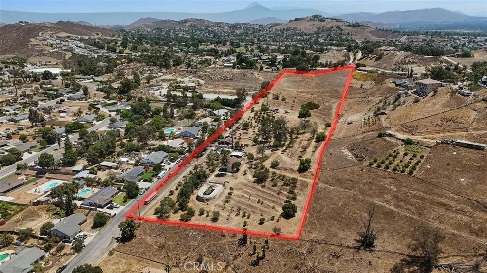 8600 58th Jurupa Valley, CA 92509