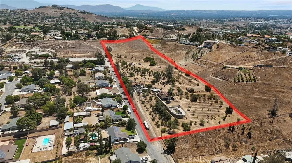 8600 58th Jurupa Valley, CA 92509