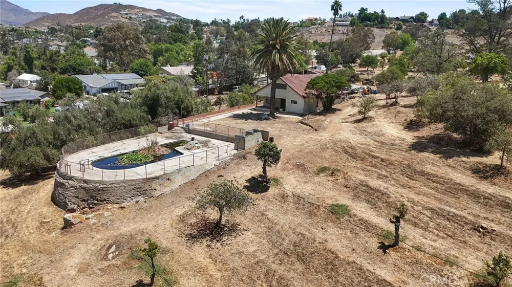 8600 58th Jurupa Valley, CA 92509