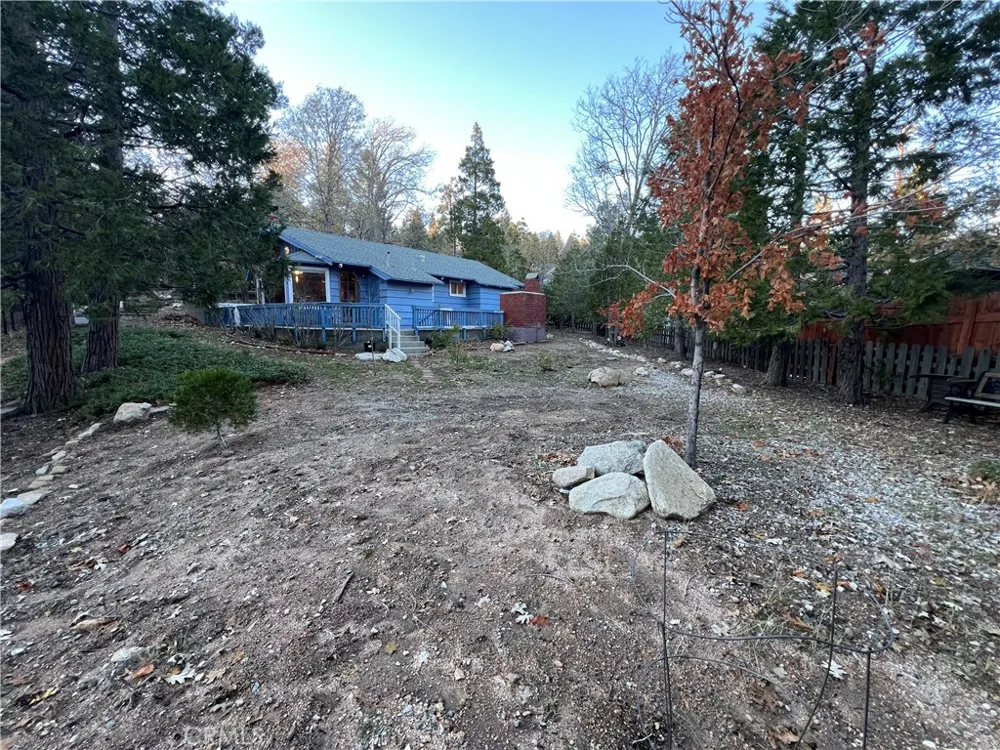 253 La Casita Twin Peaks, CA 92391