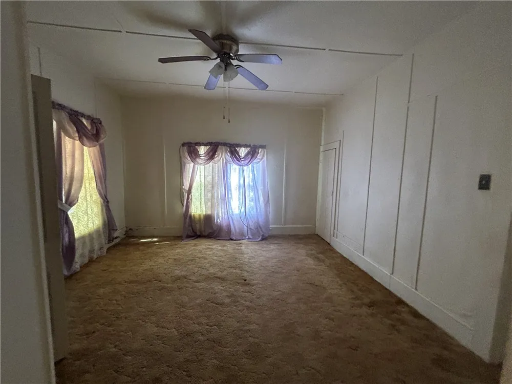 547 W Franklin Street Goliad, TX 77963
