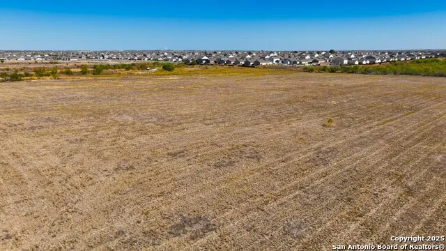 10225 Green Converse, TX 78109