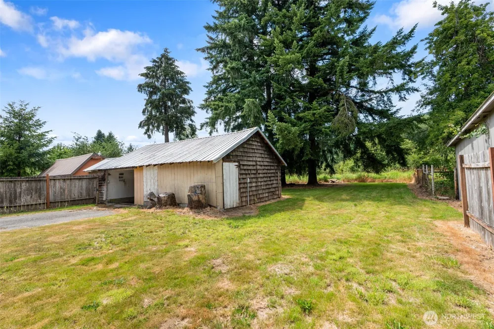 681 State Route 7 Morton, WA 98356