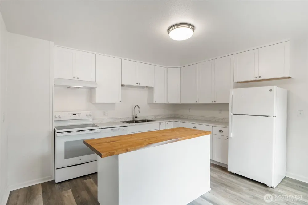 681 State Route 7 Morton, WA 98356