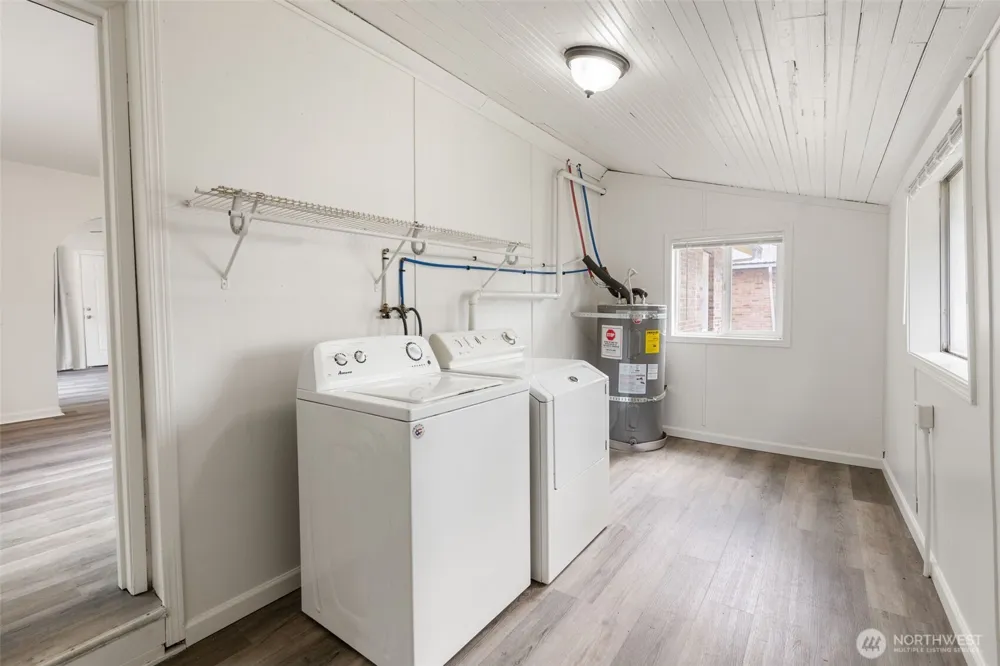 681 State Route 7 Morton, WA 98356