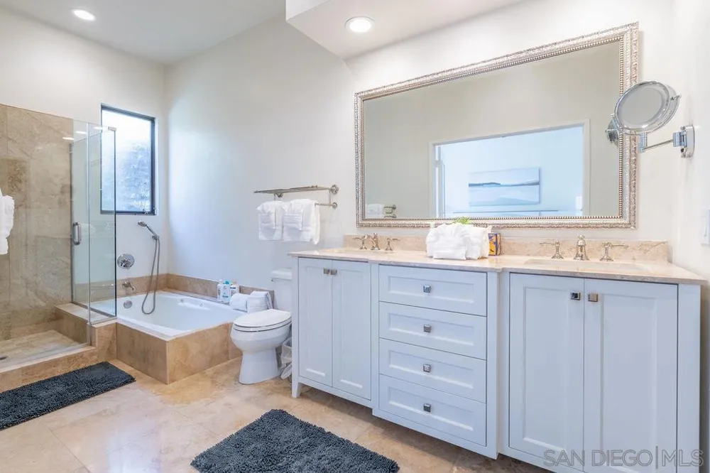 2508 Manchester Ave Cardiff by the Sea, CA 92007