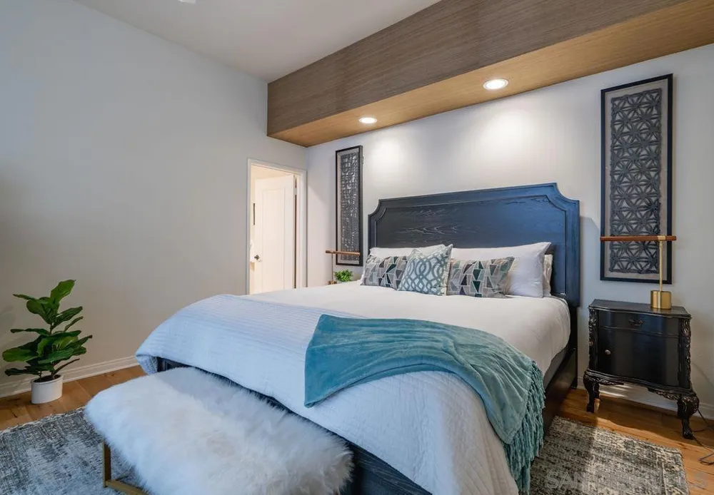 2508 Manchester Ave Cardiff by the Sea, CA 92007