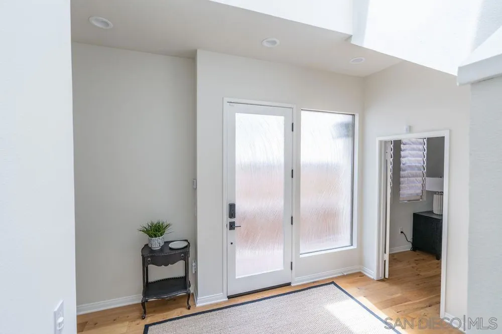 2508 Manchester Ave Cardiff by the Sea, CA 92007