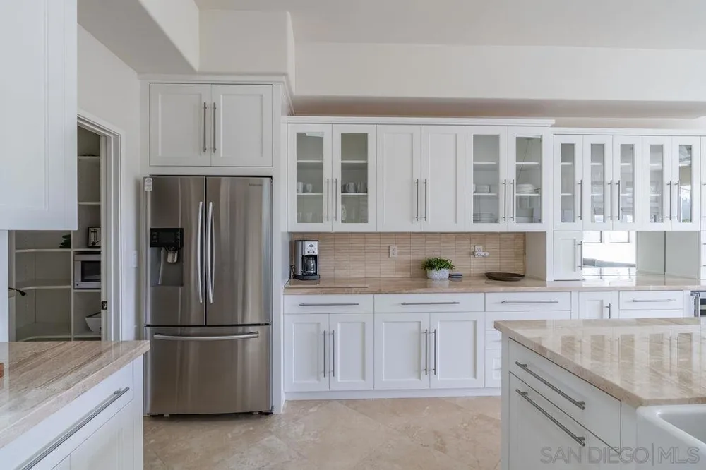 2508 Manchester Ave Cardiff by the Sea, CA 92007