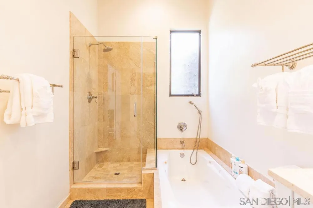 2508 Manchester Ave Cardiff by the Sea, CA 92007