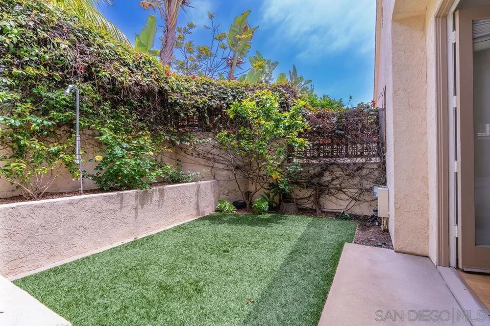 2508 Manchester Ave Cardiff by the Sea, CA 92007