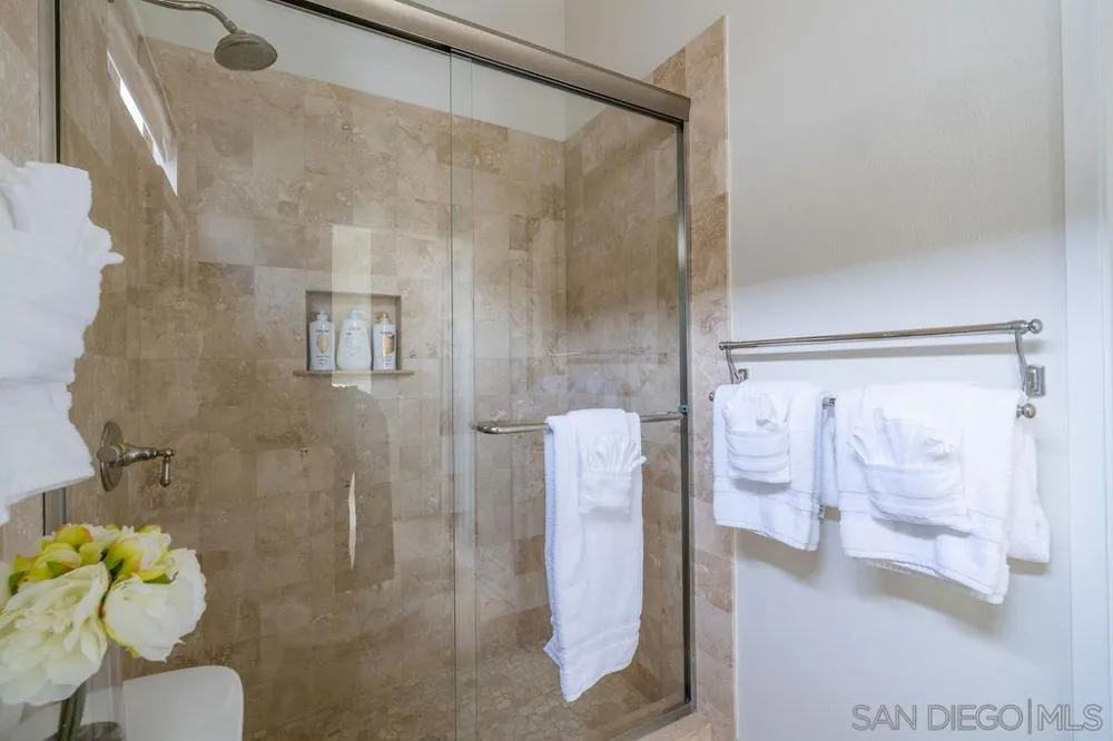 2508 Manchester Ave Cardiff by the Sea, CA 92007
