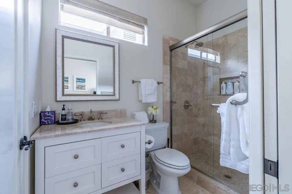 2508 Manchester Ave Cardiff by the Sea, CA 92007