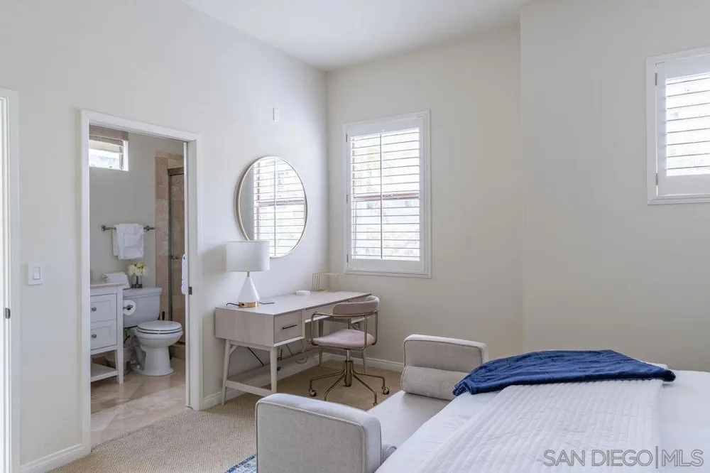 2508 Manchester Ave Cardiff by the Sea, CA 92007