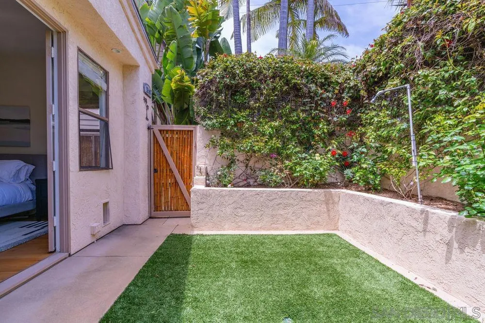 2508 Manchester Ave Cardiff by the Sea, CA 92007