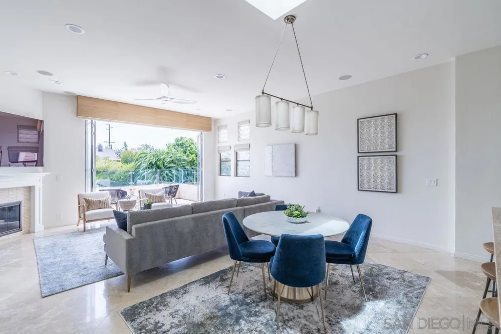 2508 Manchester Ave Cardiff by the Sea, CA 92007
