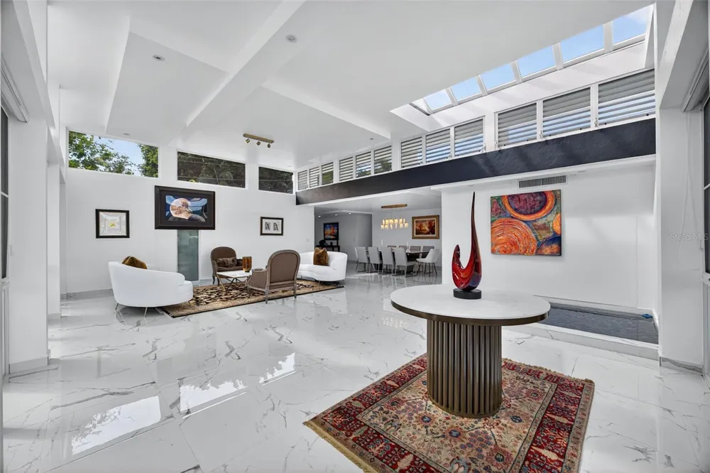 A9 SERRANIA Guaynabo, PR 00966