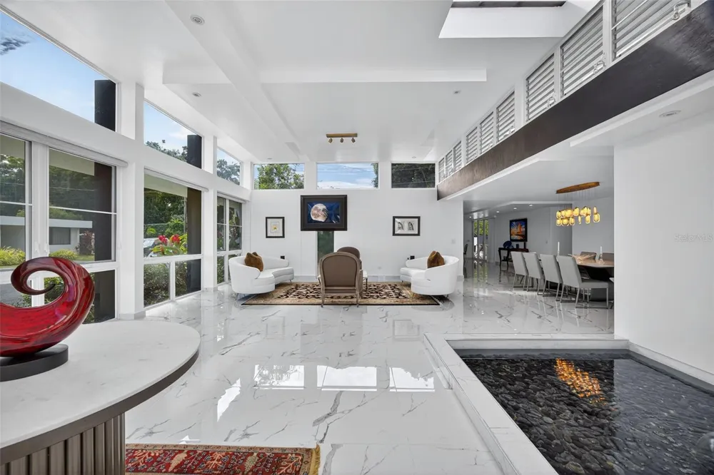 A9 SERRANIA Guaynabo, PR 00966