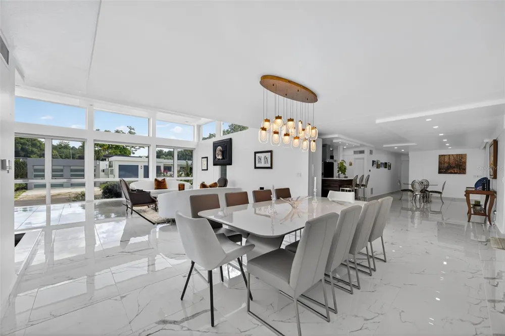 A9 SERRANIA Guaynabo, PR 00966