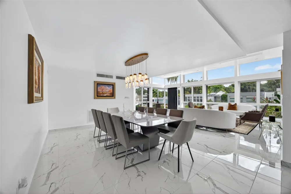 A9 SERRANIA Guaynabo, PR 00966
