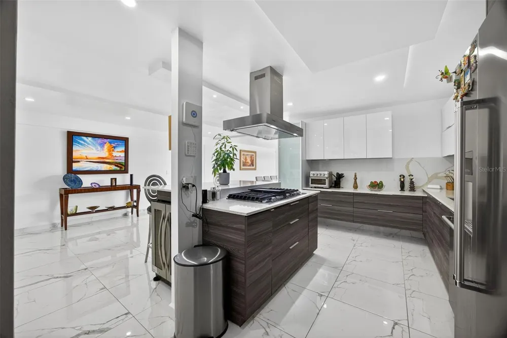 A9 SERRANIA Guaynabo, PR 00966