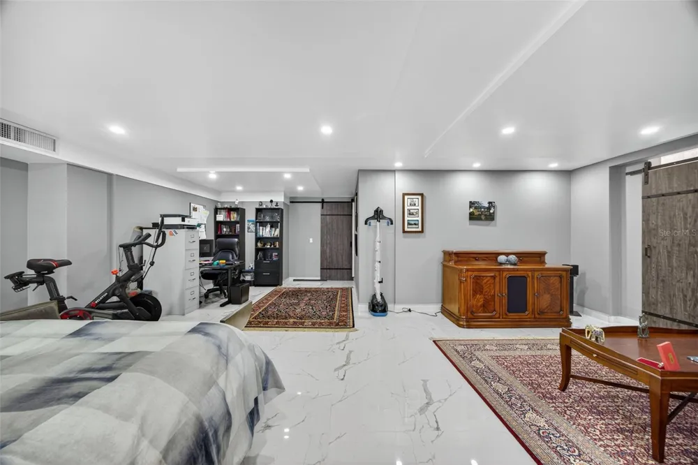 A9 SERRANIA Guaynabo, PR 00966