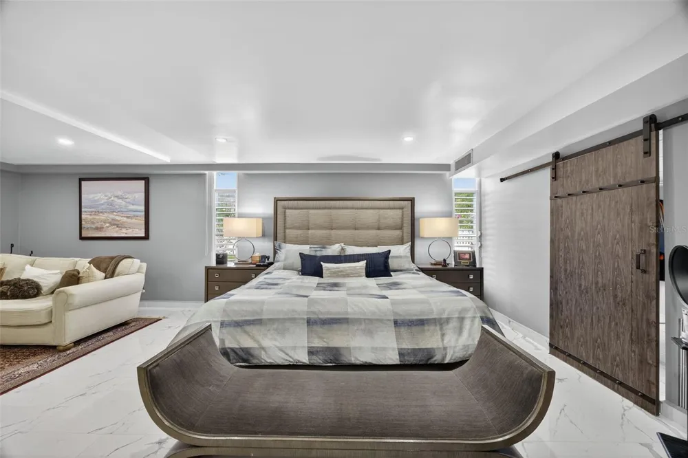 A9 SERRANIA Guaynabo, PR 00966