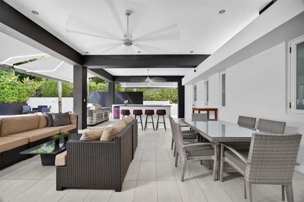 A9 SERRANIA Guaynabo, PR 00966