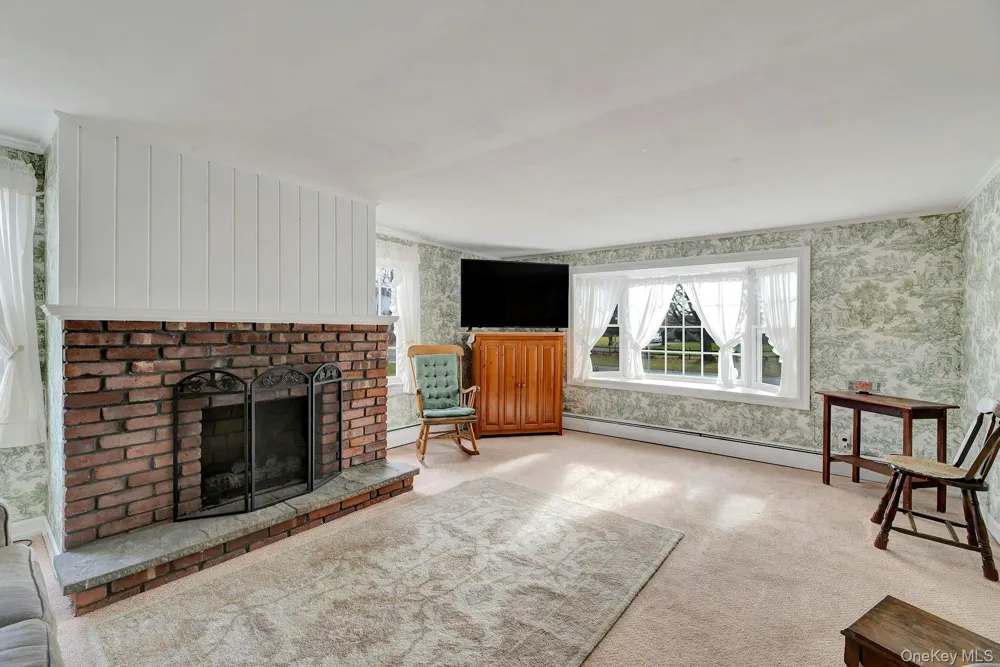 1760 Albertson Lane Greenport, NY 11944