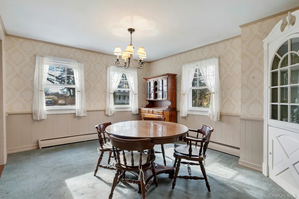 1760 Albertson Lane Greenport, NY 11944