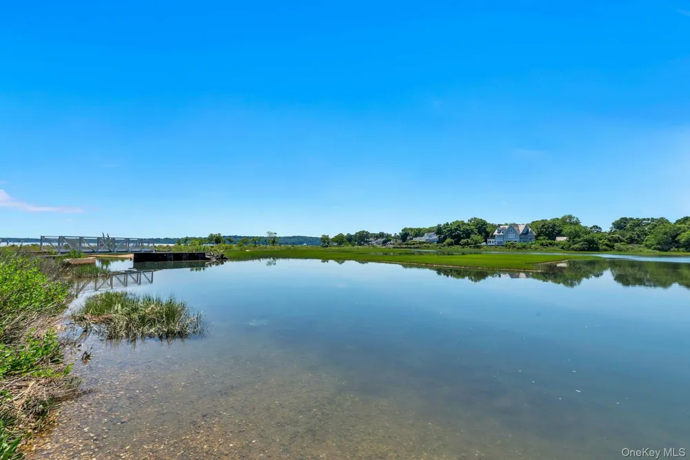 1760 Albertson Lane Greenport, NY 11944