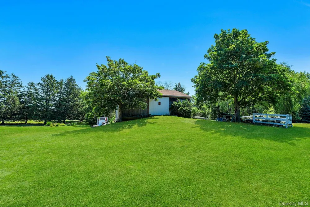 1760 Albertson Lane Greenport, NY 11944