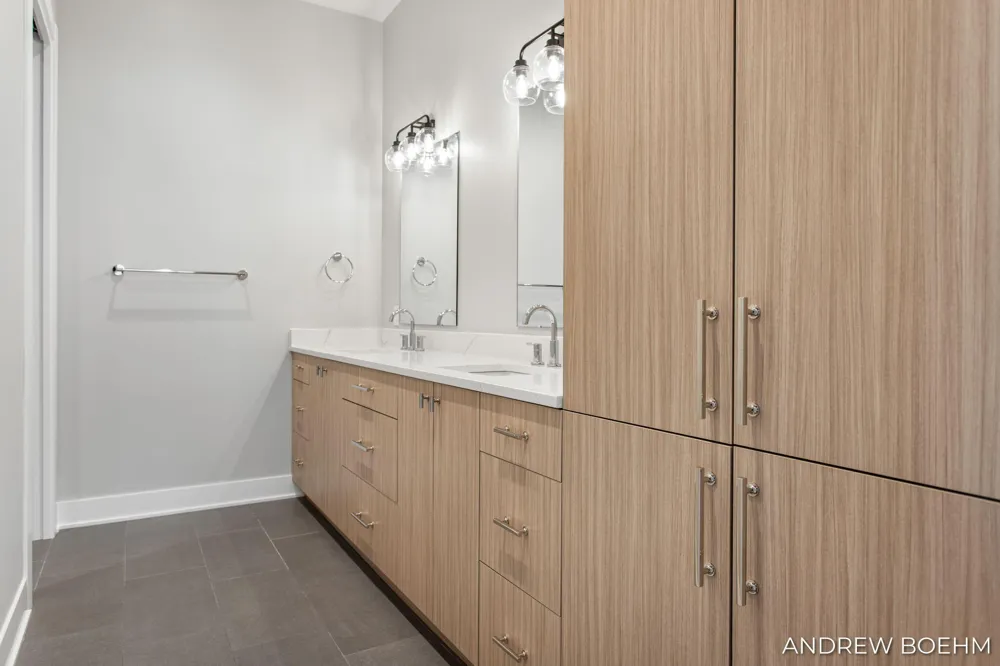 159 S River Avenue #404 Holland City, MI 49423