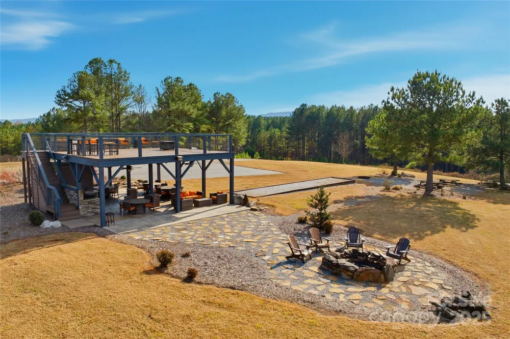 161 W Settings Boulevard NW Valdese, NC 28690