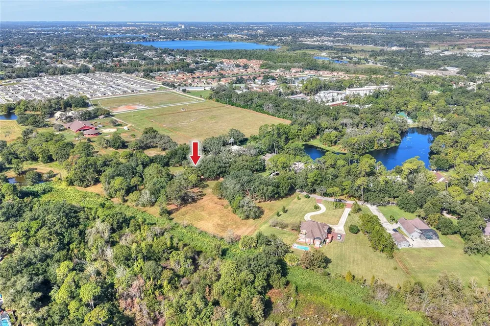 ISLAND WAY Winter Haven, FL 33884