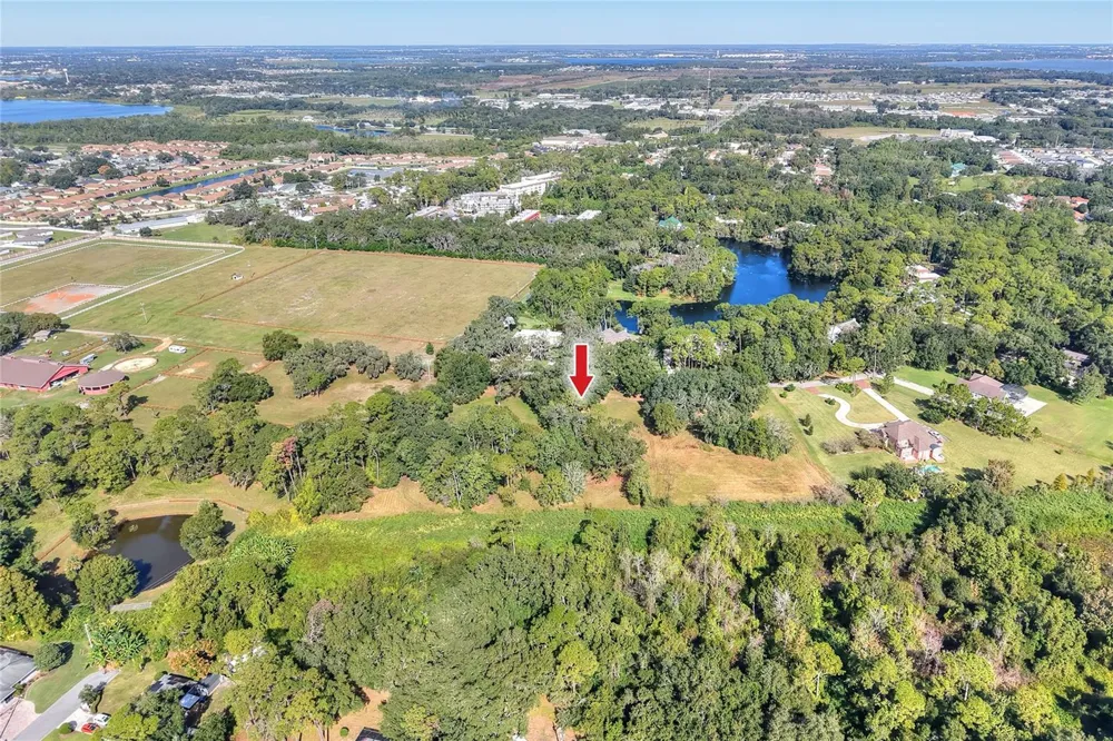 ISLAND WAY Winter Haven, FL 33884