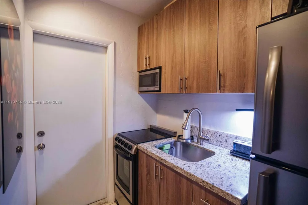 7901 SW 64th Ave #6 South Miami, FL 33143
