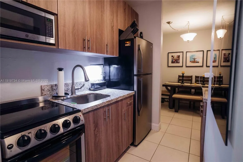 7901 SW 64th Ave #6 South Miami, FL 33143
