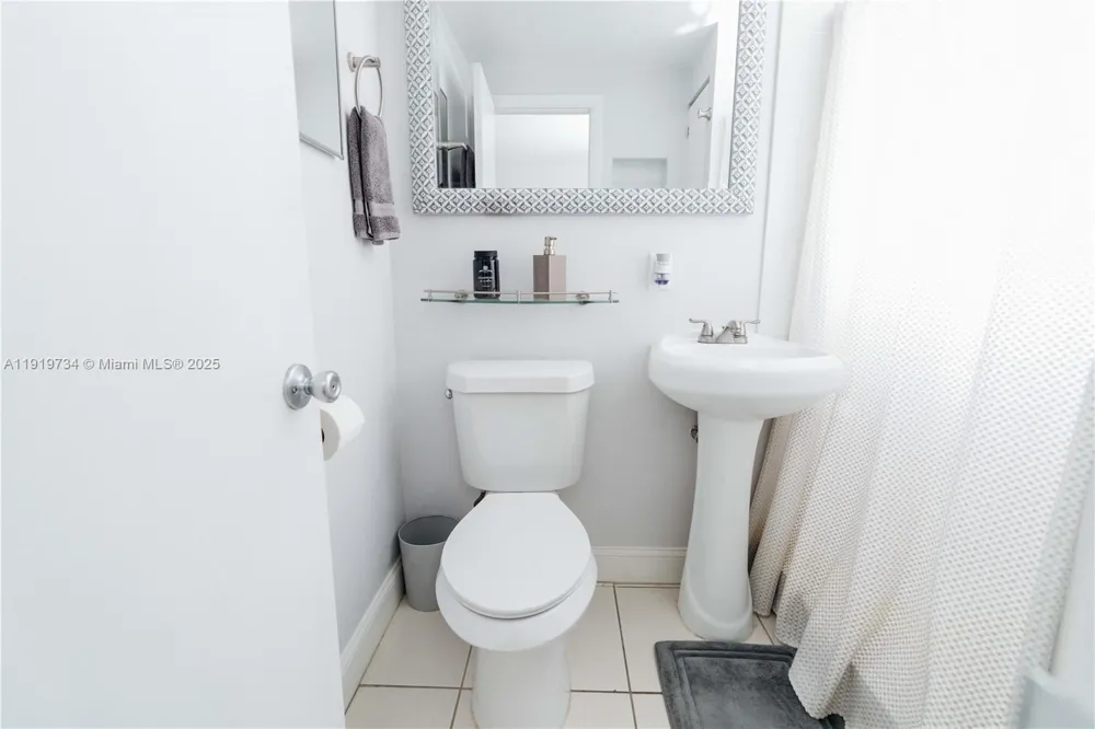 7901 SW 64th Ave #6 South Miami, FL 33143