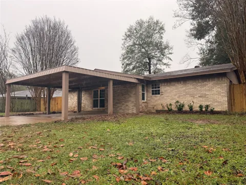 112 Myrtle Dr